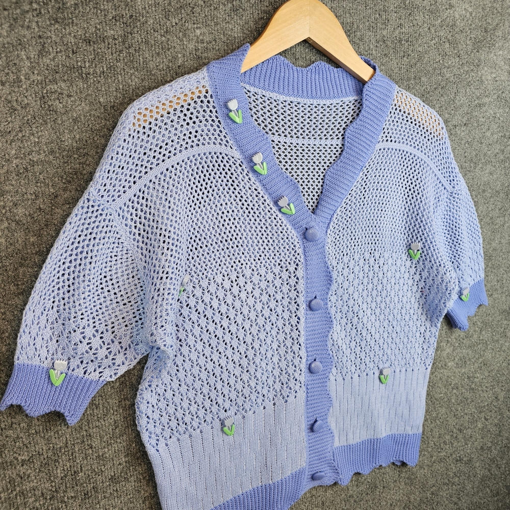 🌸Adorable Pastel Blue Floral Knit Cardigan | Scalloped Hem🌼 - Picture 2 of 6